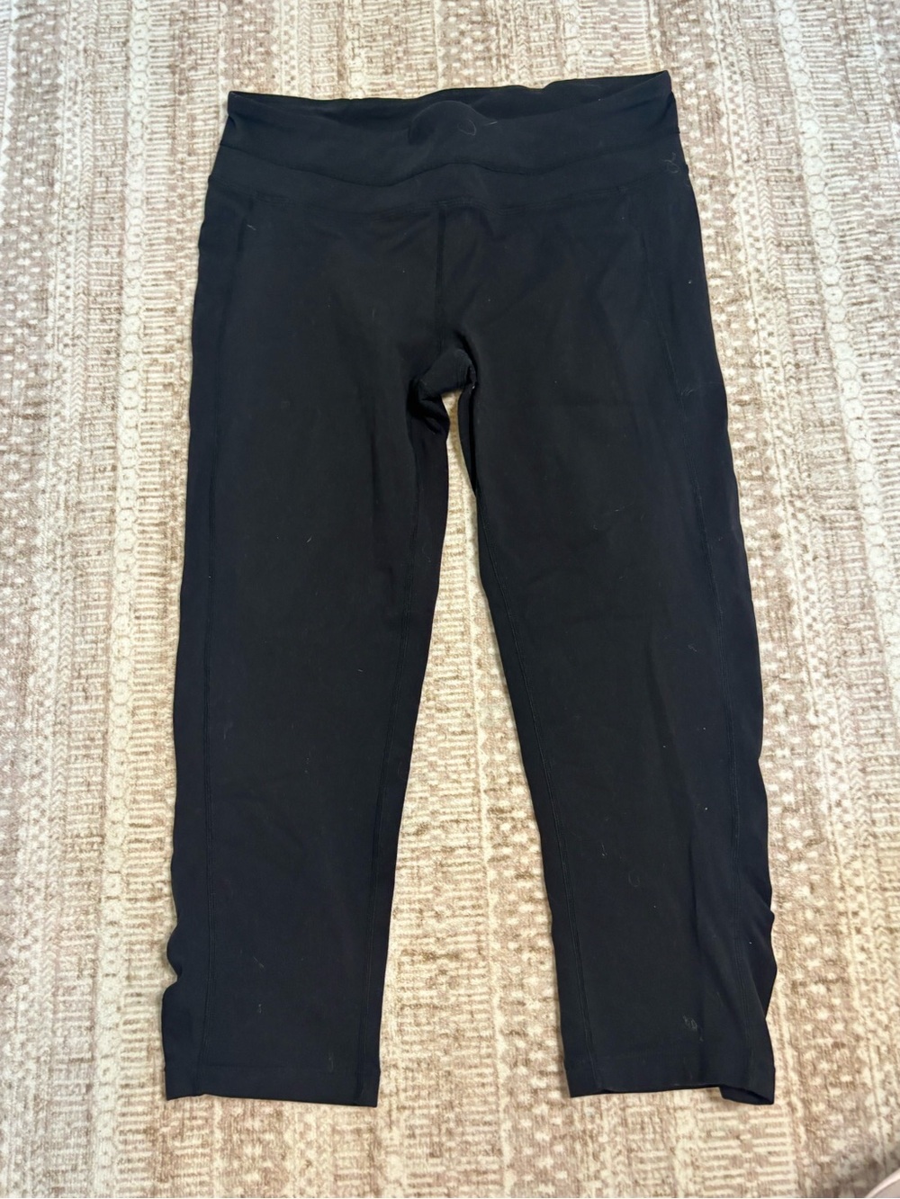 Athleta Womens Capri Leggings Ruched Details Size L Black